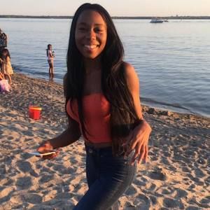 Meet your Posher, Keesha